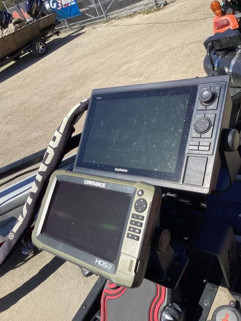 Slide: The Image of Ranger 519VX 2004 - 15