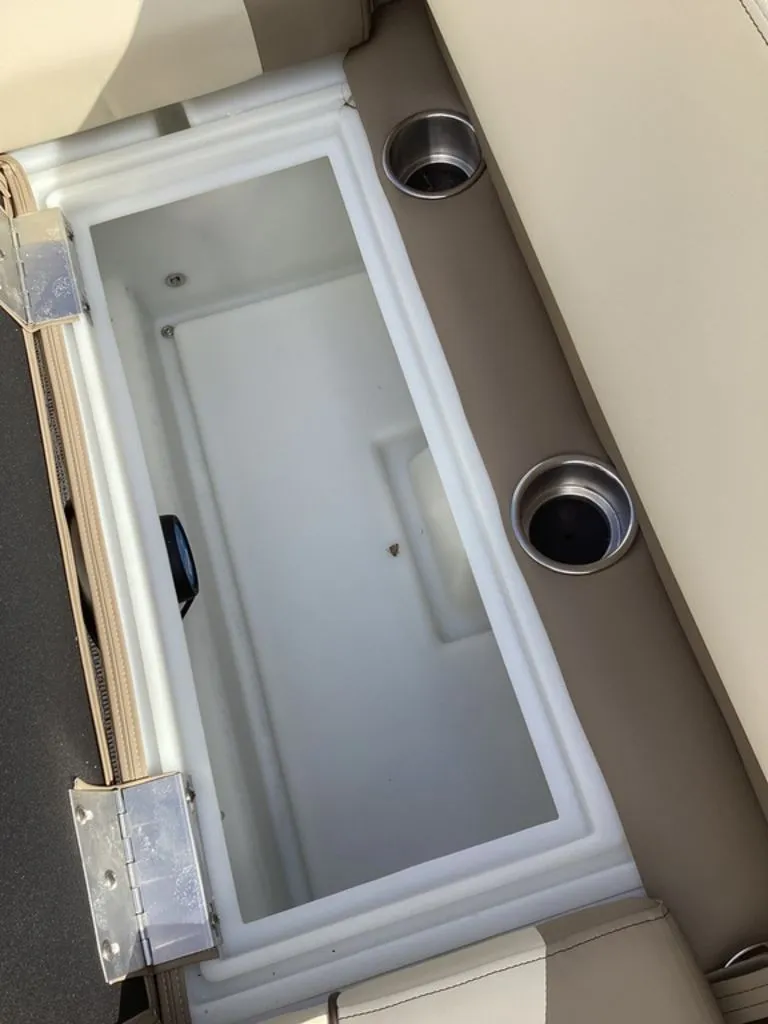 Slide: The Image of SunCatcher Select 22RF 2026 - 16