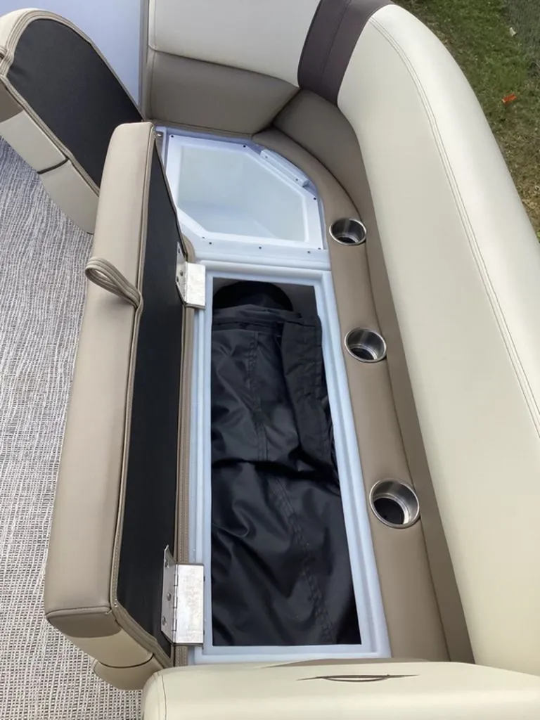 Slide: The Image of SunCatcher Select 22RF 2026 - 18