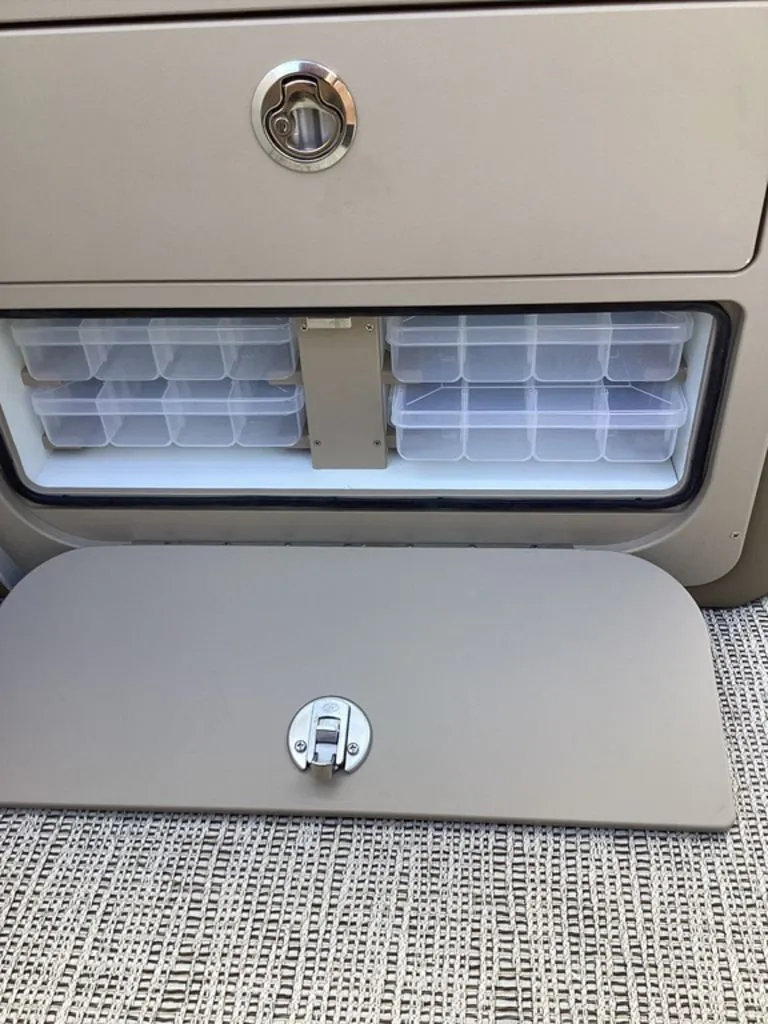 Slide: The Image of SunCatcher Select 22RF 2026 - 27