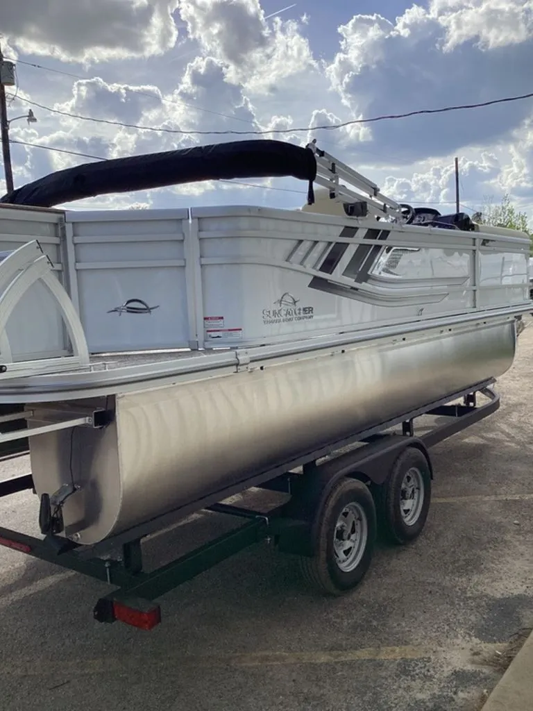 Slide: The Image of SunCatcher Select 22RF 2026 - 3