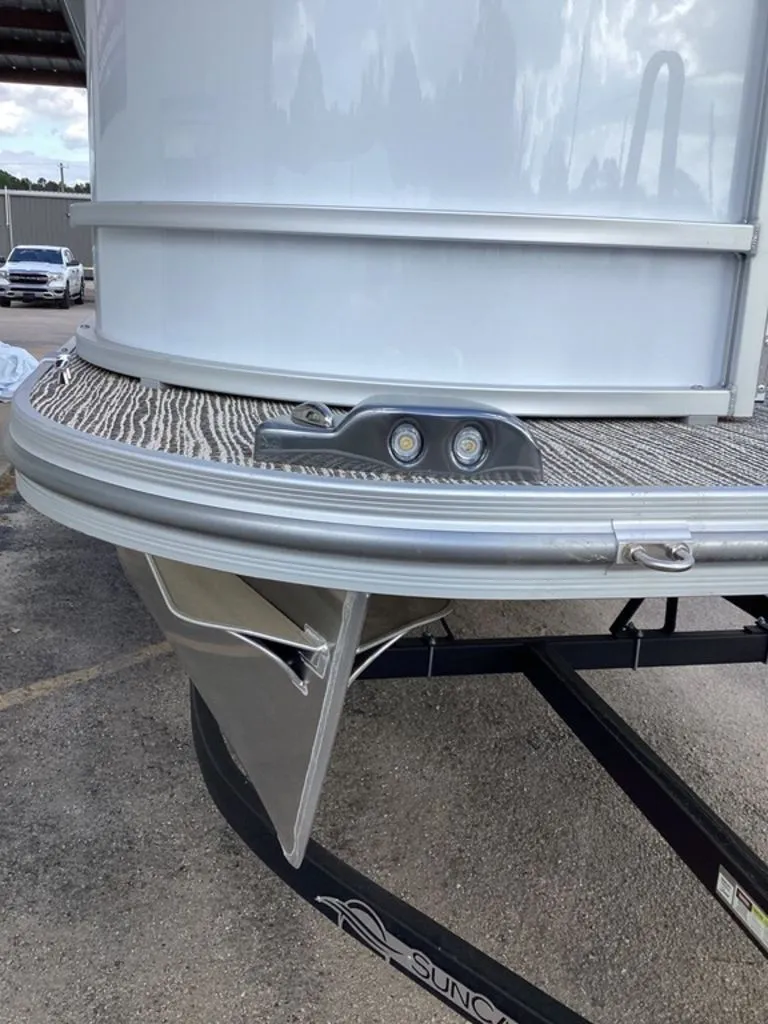 Slide: The Image of SunCatcher Select 22RF 2026 - 43