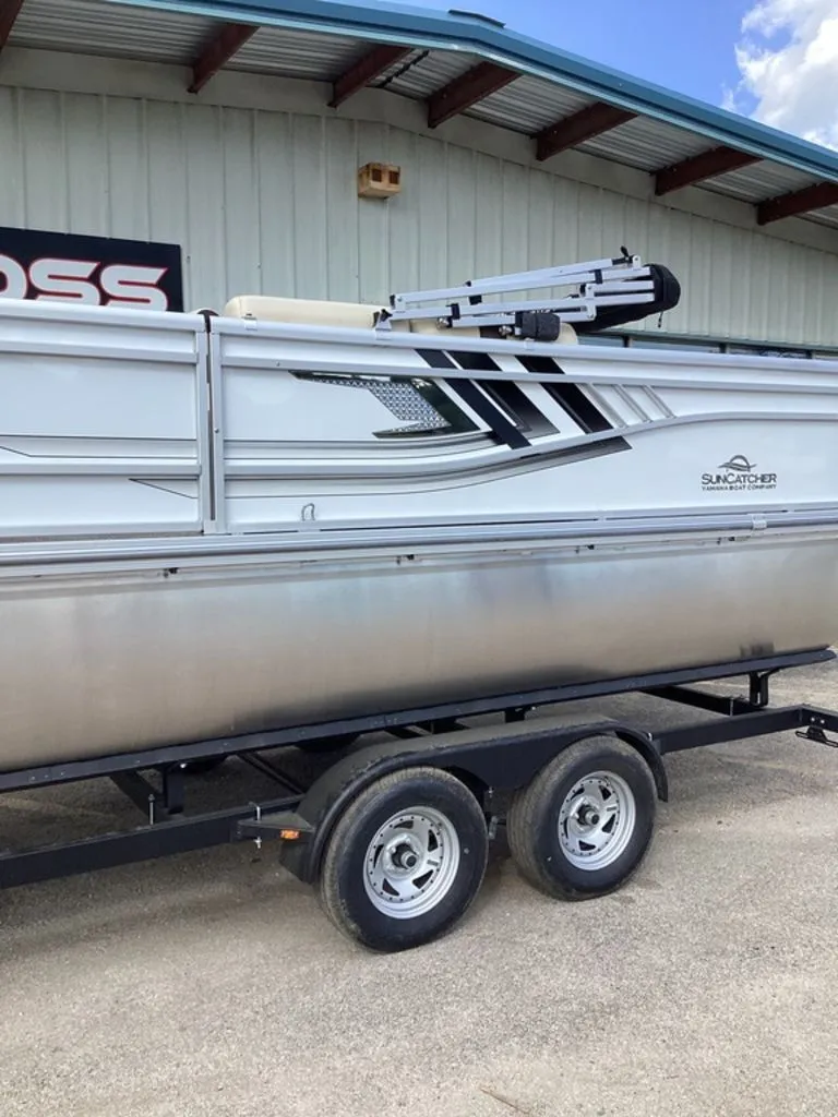 Slide: The Image of SunCatcher Select 22RF 2026 - 7