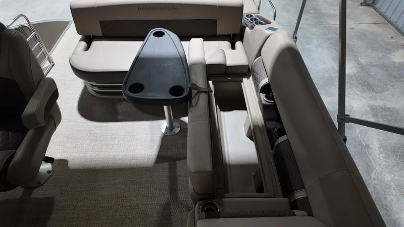 Slide: The Image of Bennington SXP SERIES 23SS 2019 - 50