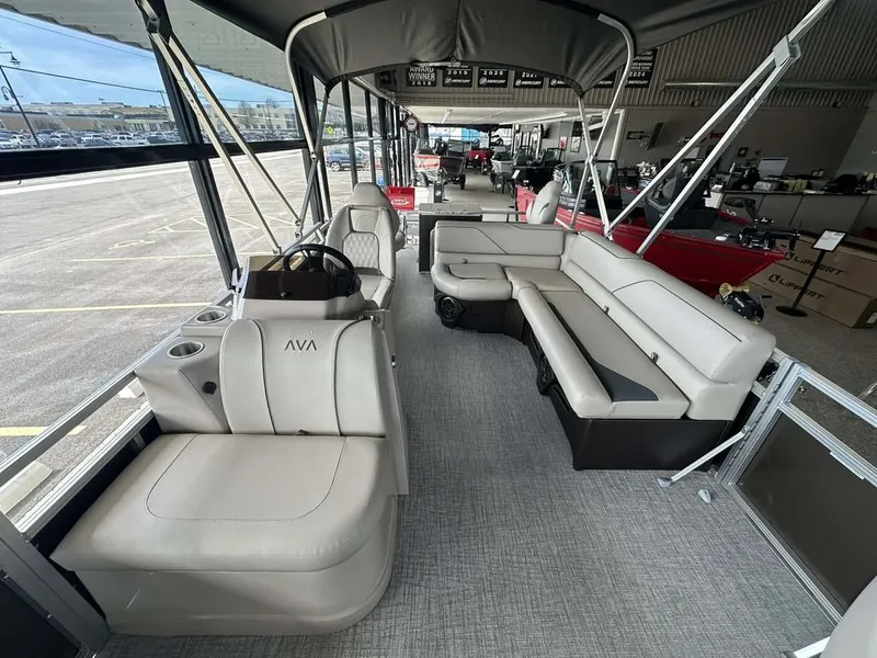 Slide: The Image of Avalon Venture Rear Fish 19 FT 2026 - 6