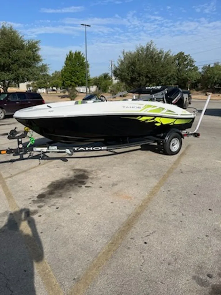 The Image of Tahoe T16 2022 - 0