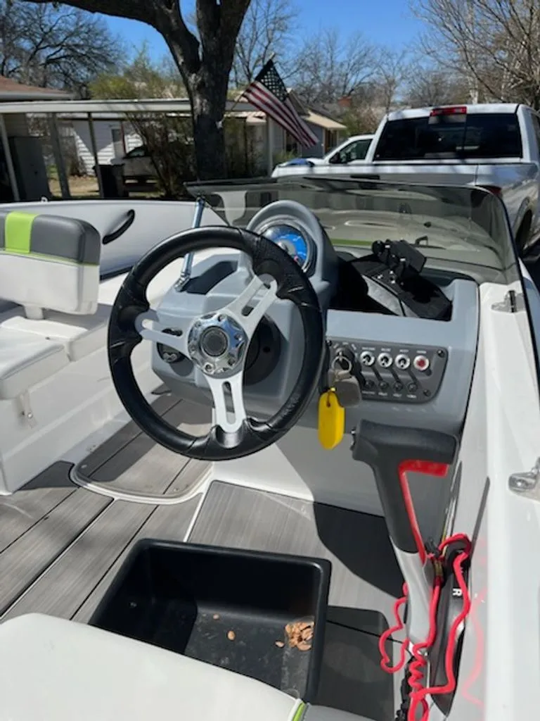 Slide: The Image of Tahoe T16 2022 - 7