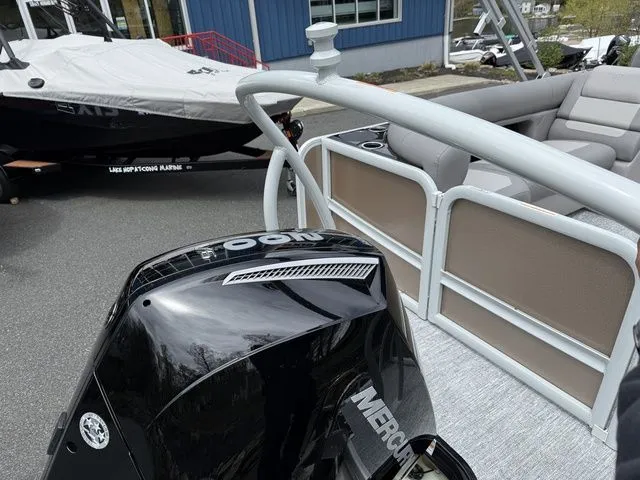 Slide: The Image of Premier 230 Sunsation RF - CL 2026 - 13