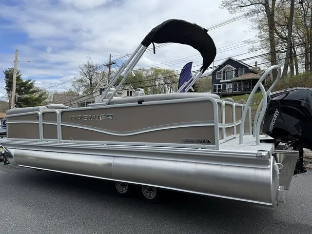 Slide: The Image of Premier 230 Sunsation RF - CL 2026 - 14