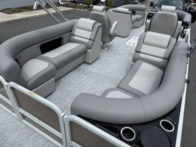 Slide: The Image of Premier 230 Sunsation RF - CL 2026 - 7