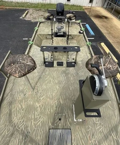 Slide: The Image of Tracker GRIZZLY® 2072 MVX CC Sportsman 2017 - 7