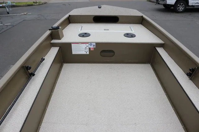 Slide: The Image of Smoker Craft Sportsman 1660 TL 2026 - 6