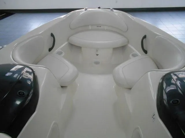 Slide: The Image of Sea-Doo X20 2002 - 10