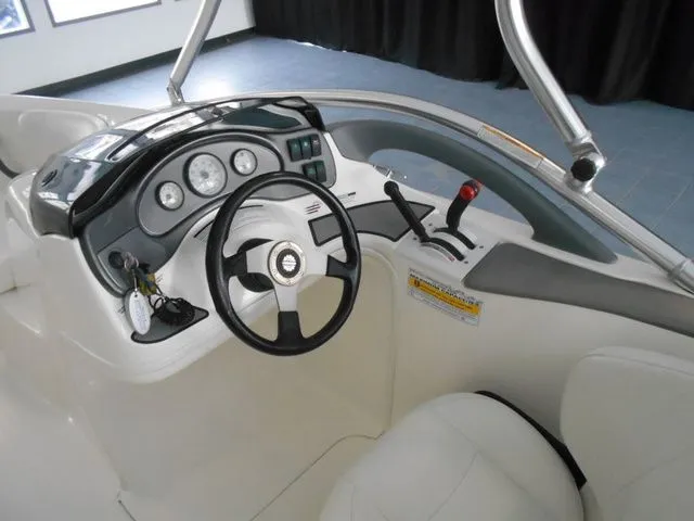 Slide: The Image of Sea-Doo X20 2002 - 17