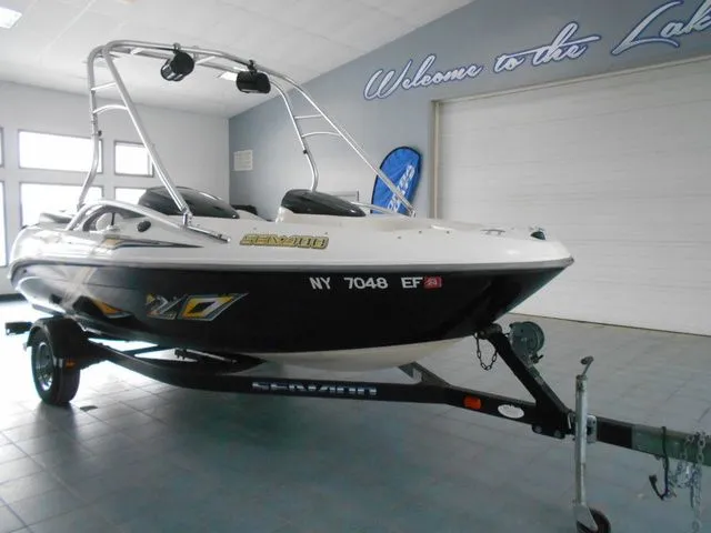 Slide: The Image of Sea-Doo X20 2002 - 4