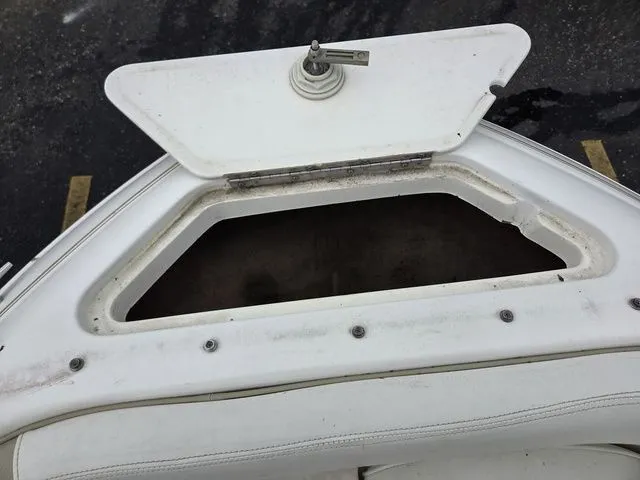 Slide: The Image of Sea Ray 190 1997 - 15