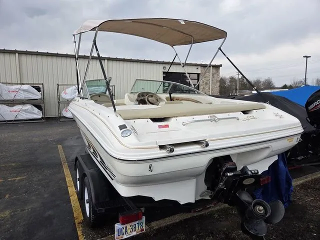 Slide: The Image of Sea Ray 190 1997 - 3