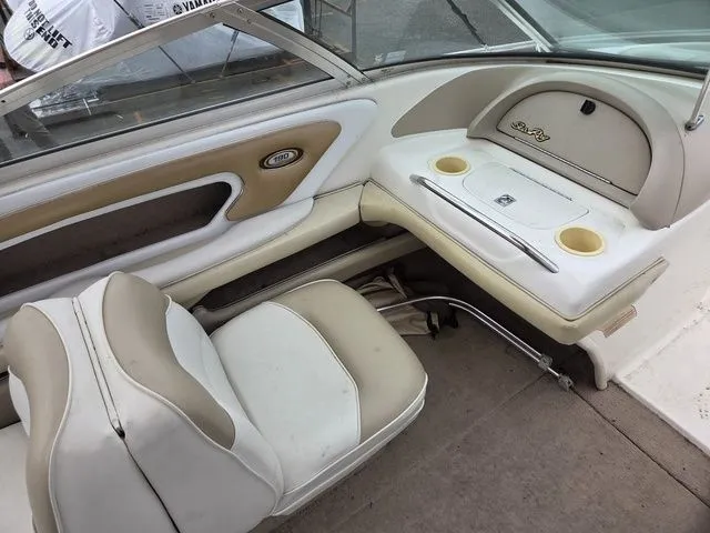 Slide: The Image of Sea Ray 190 1997 - 6