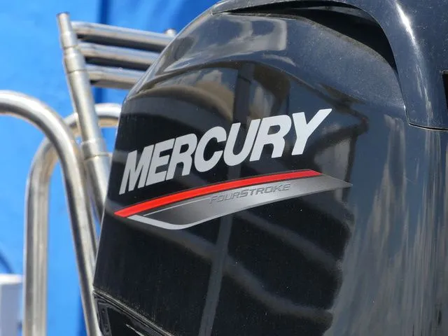 Slide: The Image of Sun Tracker Fishin' Barge 22 DLX 2023 - 9