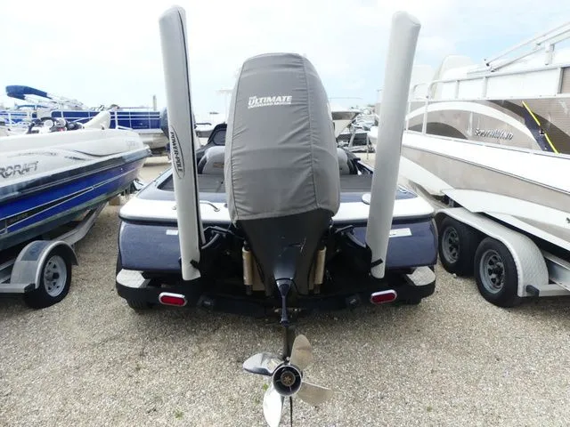Slide: The Image of Skeeter ZX20 2014 - 5