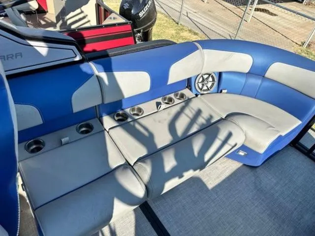 Slide: The Image of Montara 23' SURF BOSS 2.0 CW 2023 - 4