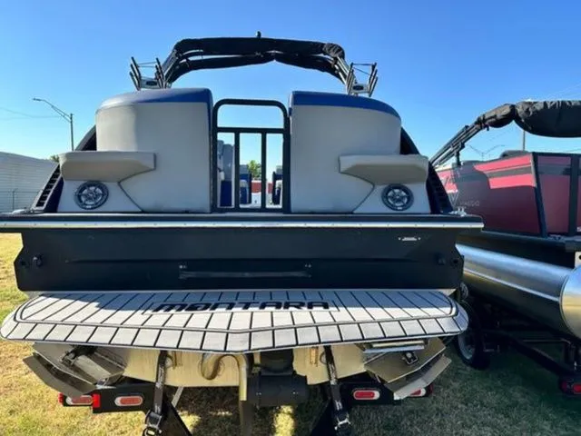 Slide: The Image of Montara 23' SURF BOSS 2.0 CW 2023 - 6