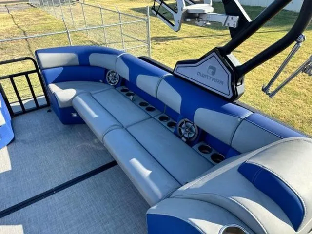 Slide: The Image of Montara 23' SURF BOSS 2.0 CW 2023 - 8