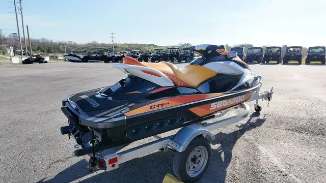 Slide: The Image of Sea-Doo GTI 2018 - 6