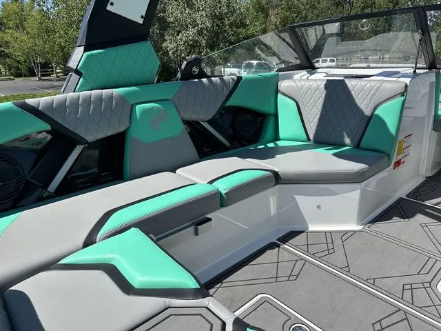 Slide: The Image of Tigé 20RZX 2023 - 30