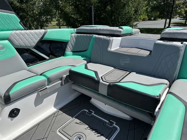 Slide: The Image of Tigé 20RZX 2023 - 31