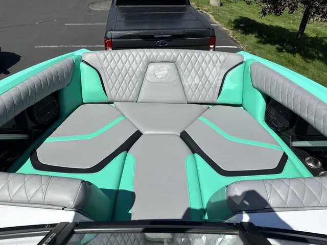 Slide: The Image of Tigé 20RZX 2023 - 38