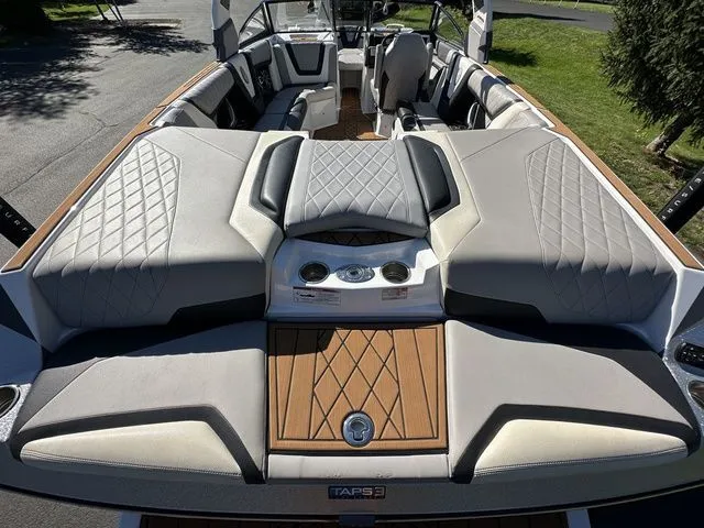 Slide: The Image of Tigé ZX5 2019 - 13