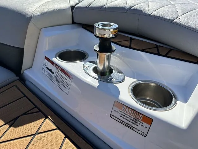 Slide: The Image of Tigé ZX5 2019 - 17