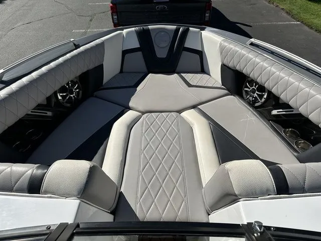 Slide: The Image of Tigé ZX5 2019 - 41