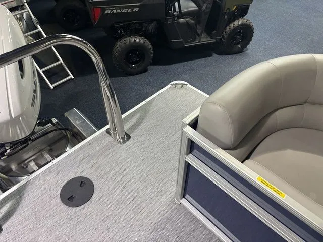 Slide: The Image of Godfrey Xperience 2286 SBX 27" iMPACT Center Tube Package 2026 - 23