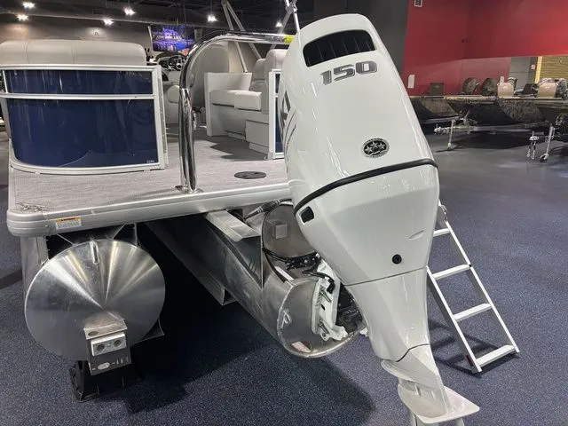 Slide: The Image of Godfrey Xperience 2286 SBX 27" iMPACT Center Tube Package 2026 - 5