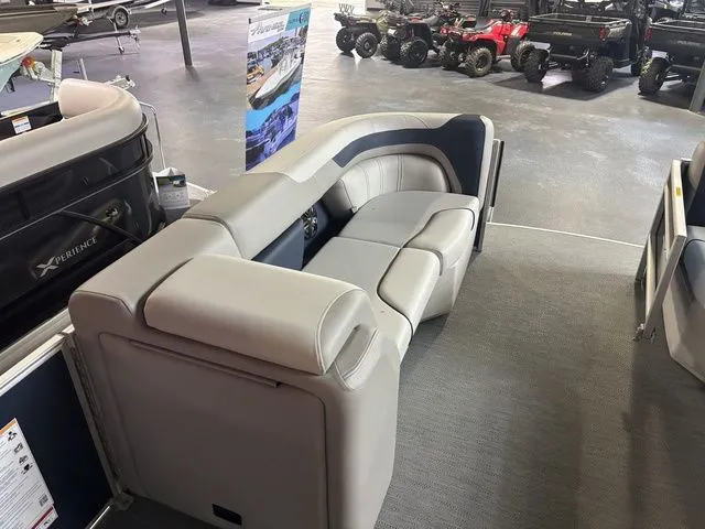 Slide: The Image of Godfrey Sweetwater 2286 FS 27 In. Package 2026 - 12