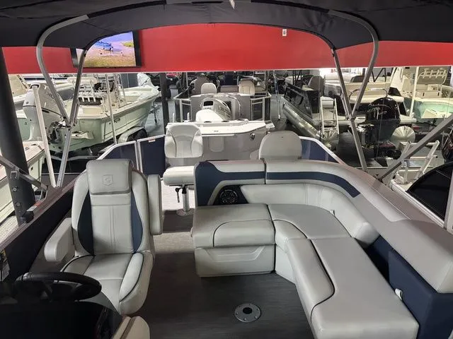 Slide: The Image of Godfrey Sweetwater 2286 FS 27 In. Package 2026 - 5