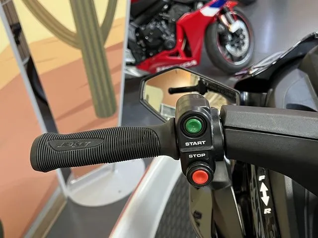 Slide: The Image of Kawasaki Stx 2025 - 7