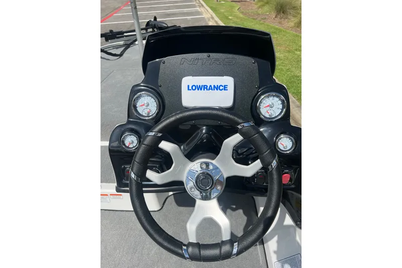 Slide: The Image of Steering console of a 2026 Nitro Z17 boat with Lowrance display and gauges. - 10