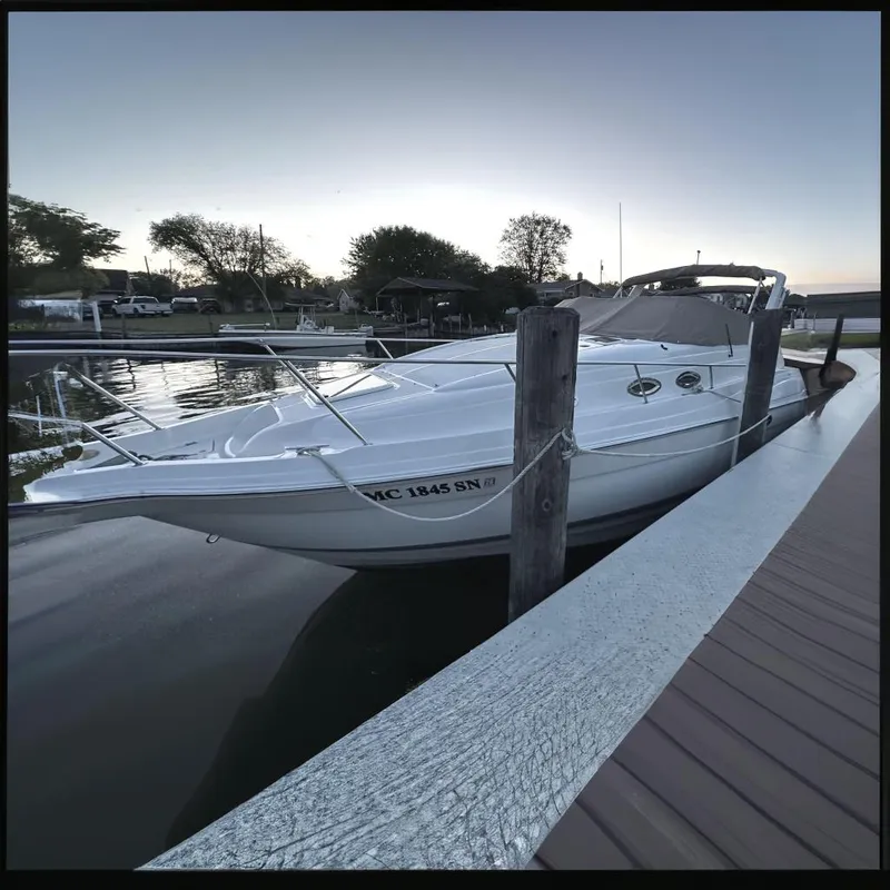 The Image of 2003 Regal Commodore 2860 docked at a marina. - 0