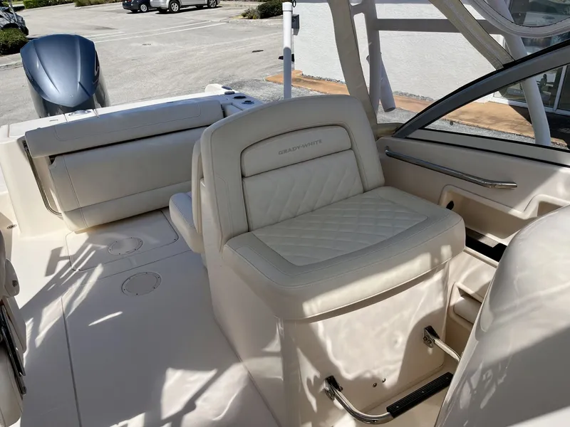 Slide: The Image of Grady-White Freedom 235 2020 - 25