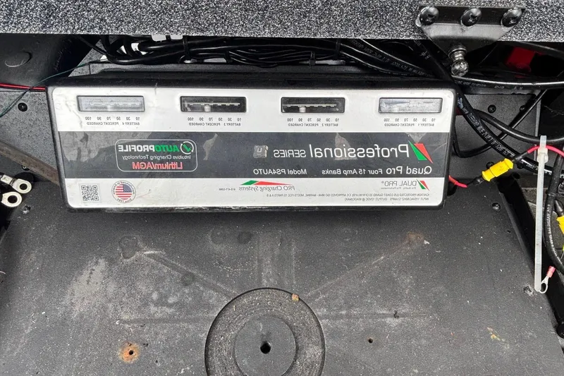 Slide: The Image of Ranger Z520R 2023 - 13