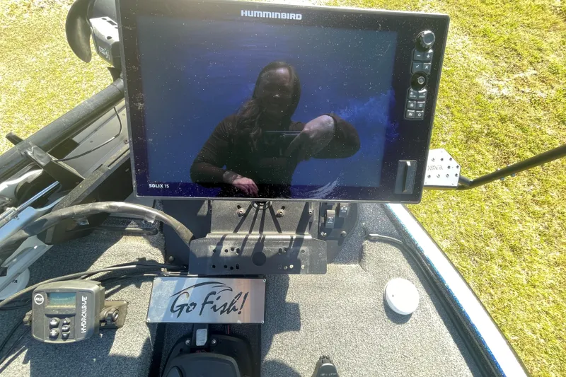 Slide: The Image of Dashboard of 2021 Falcon Boats F20 PREDATOR with Humminbird Solix 15 display. - 3