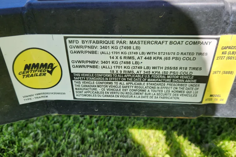 Slide: The Image of Label on 2019 MasterCraft XT22 trailer, showing weight specifications and certification details. - 9