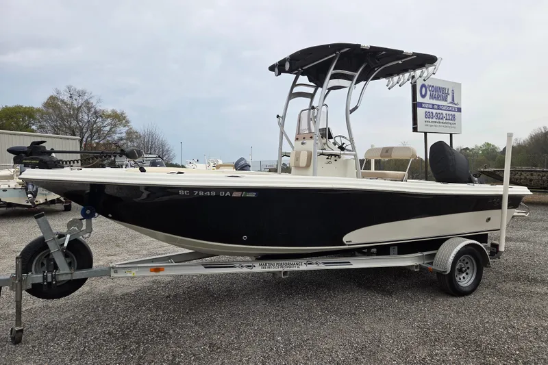 The Image of Carolina Sea Skiff 21 CC 2014 - undefined