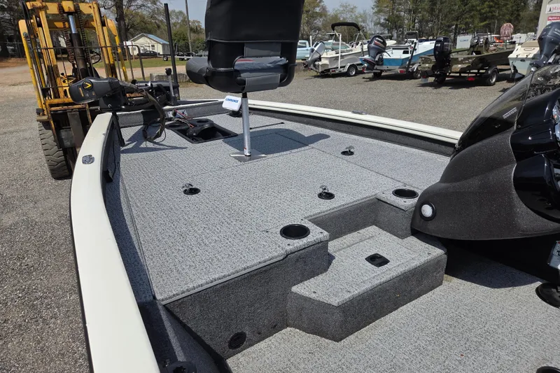 Slide: The Image of 2021 Tracker Pro Team 175 TXW Tournament Edition boat with spacious deck and seating. - 16