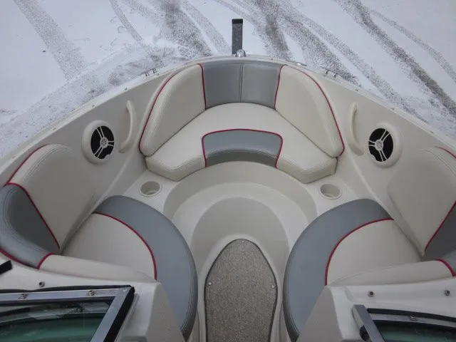 Slide: The Image of Sea Ray 195 Sport 2009 - 8
