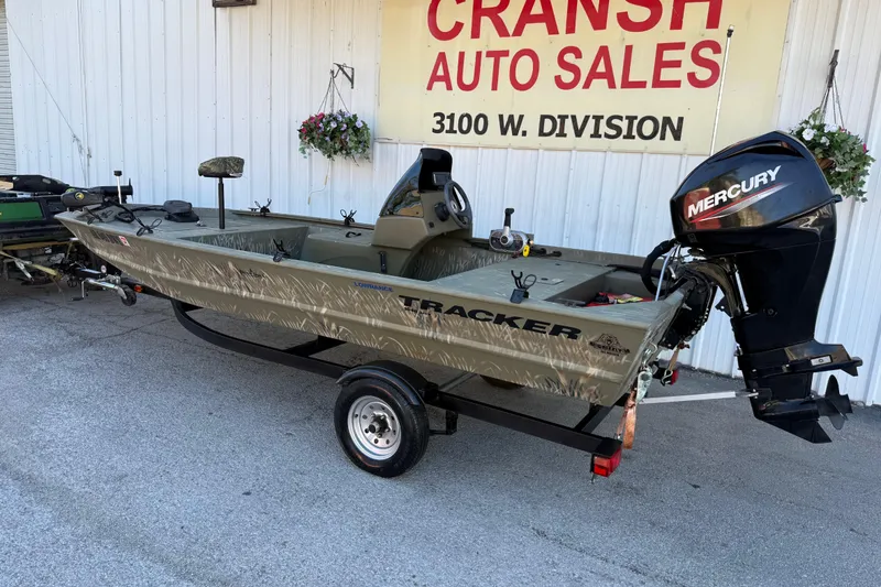 Slide: The Image of 2022 Tracker Grizzly 1648 SC boat with Mercury engine at Cransh Auto Sales. - 27