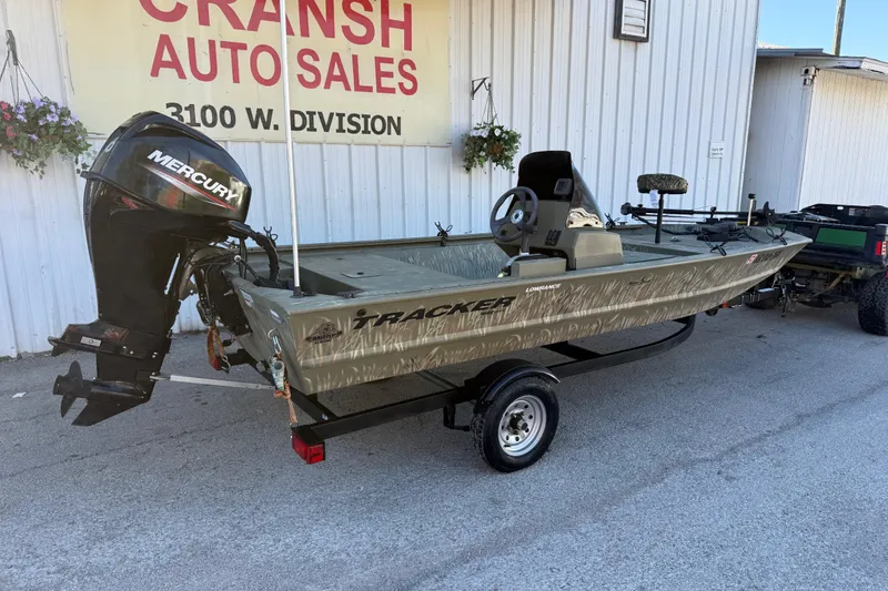 Slide: The Image of 2022 Tracker Grizzly 1648 SC boat with Mercury motor at Cransh Auto Sales. - 7